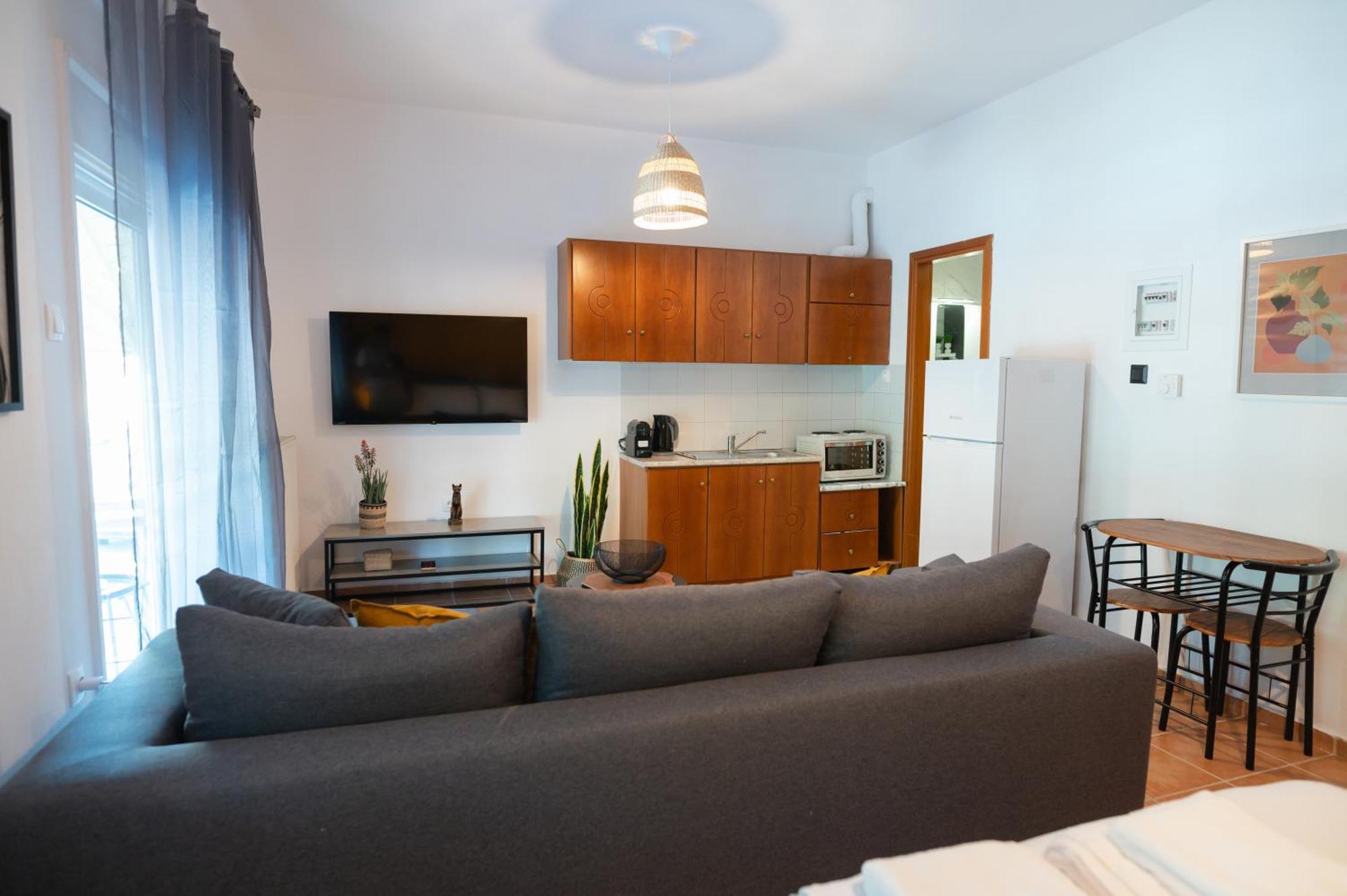 Dessert Oasis Suite By Heaven'S Hall Luxury Suites อเล็กซานโดรโพลิส ภายนอก รูปภาพ